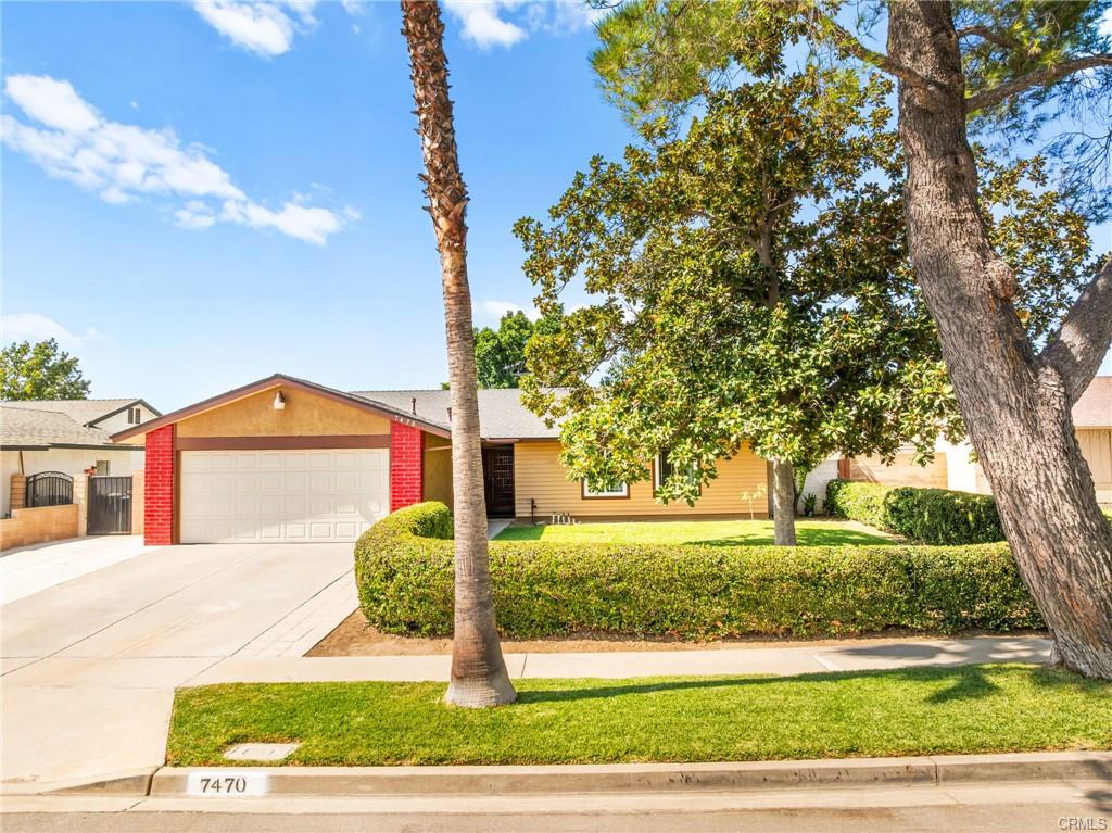 7470 Blanchard Ave, Fontana 92336