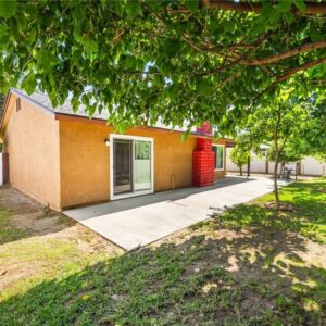 7470 Blanchard Ave, Fontana 92336