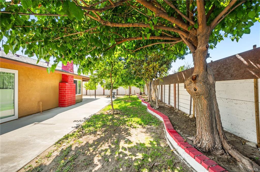 7470 Blanchard Ave, Fontana 92336