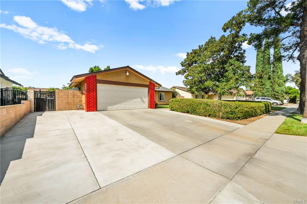 7470 Blanchard Ave, Fontana 92336